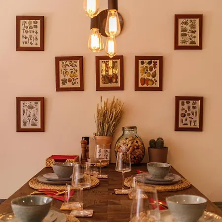 Garden Of Eden - 2 Bdrs, Elevator, Ac And Terrace Apartment