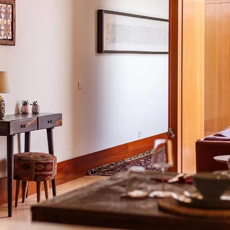 Garden Of Eden - 2 Bdrs, Elevator, Ac And Terrace Apartment *