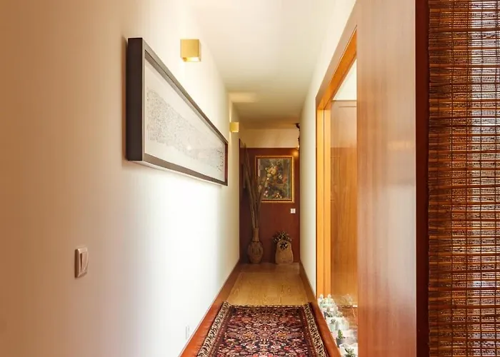 Garden Of Eden - 2 Bdrs, Elevator, Ac&terrace Lejlighed Porto