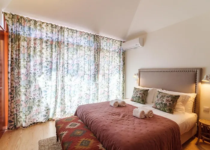 Apartment Garden Of Eden - 2 Bdrs, Elevator, Ac And Terrace Porto