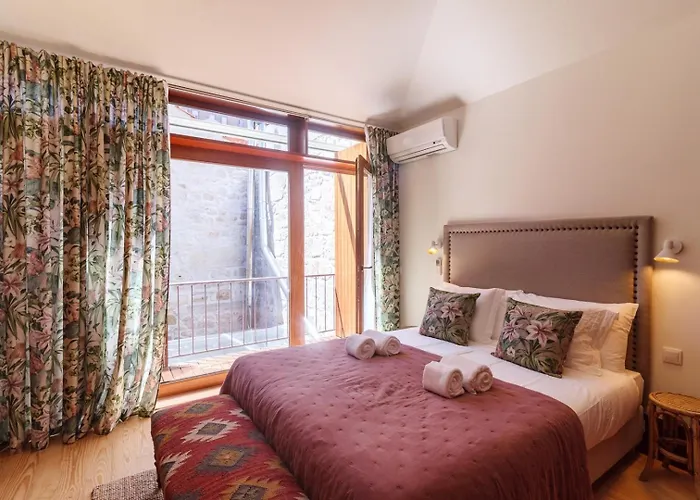 Garden Of Eden - 2 Bdrs, Elevator, Ac&terrace Lejlighed Porto