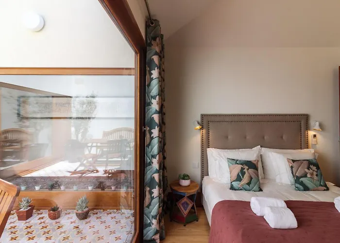 Apartment Garden Of Eden - 2 Bdrs, Elevator, Ac And Terrace Porto