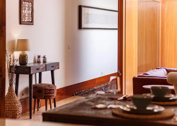 Garden Of Eden - 2 Bdrs, Elevator, Ac And Terrace Apartment *