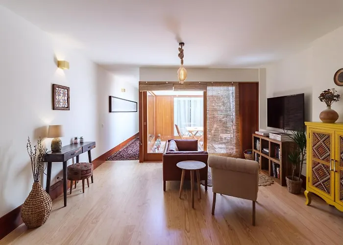 Garden Of Eden - 2 Bdrs, Elevator, Ac&terrace * Porto