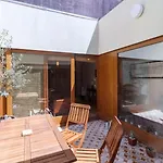 Garden Of Eden - 2 Bdrs, Elevator, Ac And Terrace Πόρτο