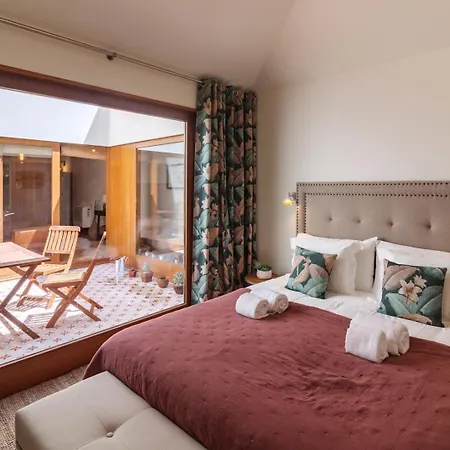 Garden Of Eden - 2 Bdrs, Elevator, Ac And Terrace Apartment Porto