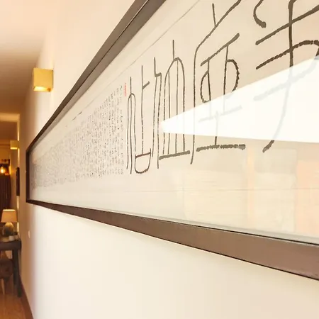 Garden Of Eden - 2 Bdrs, Elevator, Ac And Terrace Apartment