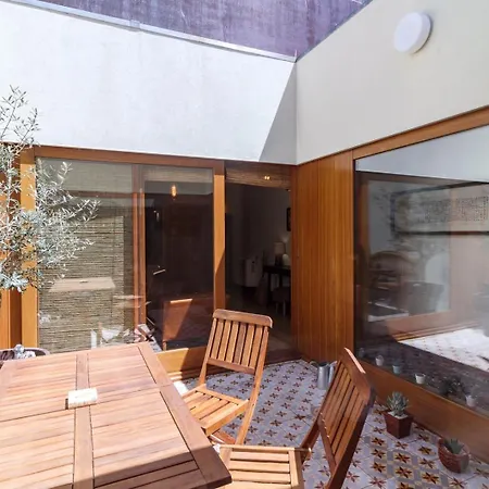 Garden Of Eden - 2 Bdrs, Elevator, Ac And Terrace Porto